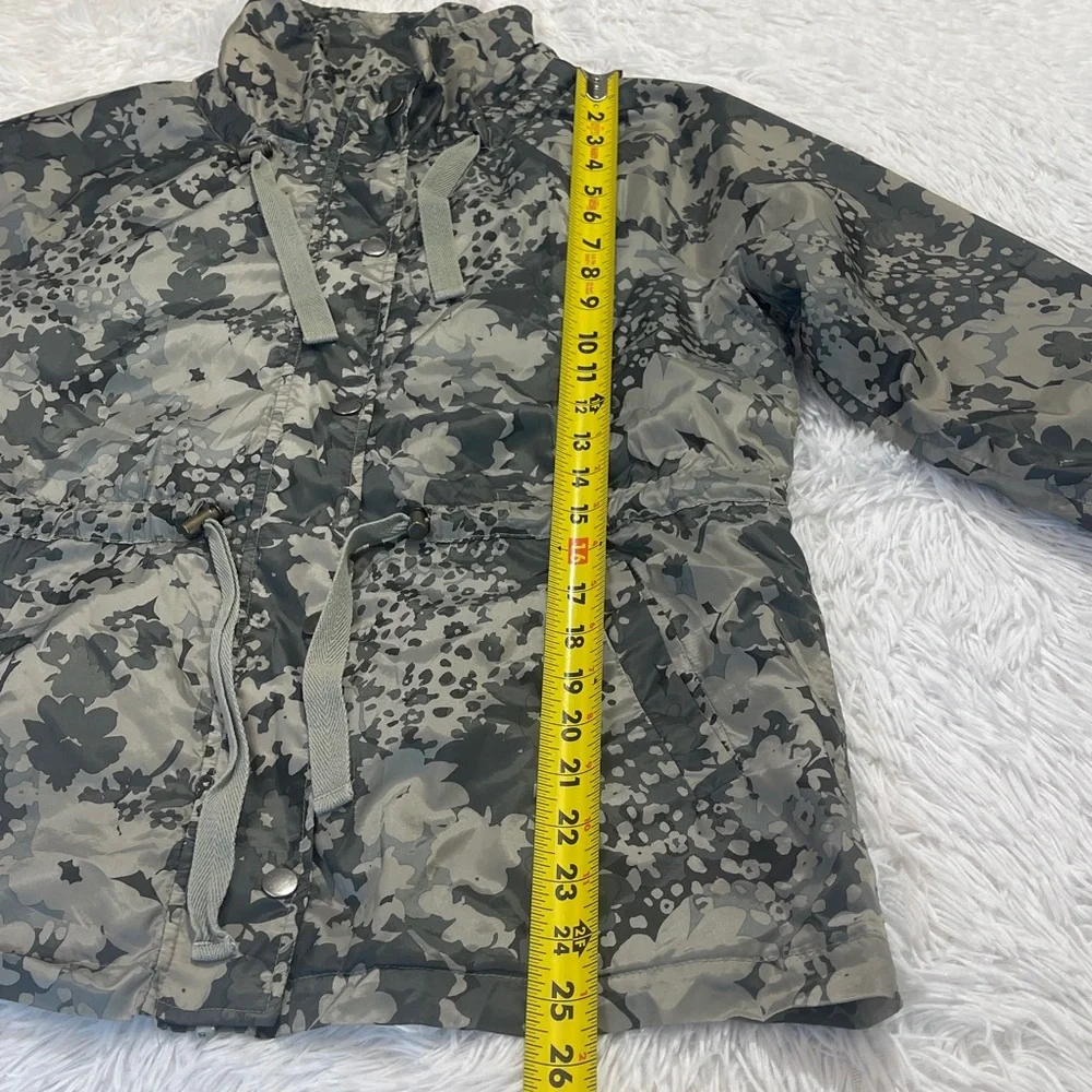 Maurices Utility Jacket - Green and Gray CAMO WOMENS SIZE S DRAWSTRING WAIST